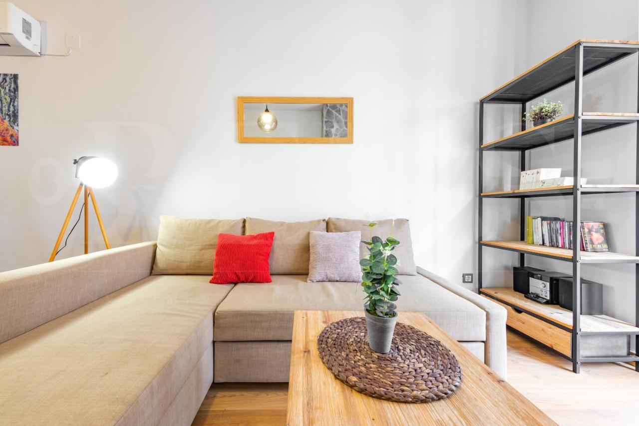 Cozy Flat With Common Pool & Parking - Center By Rems Lejlighed Málaga Eksteriør billede