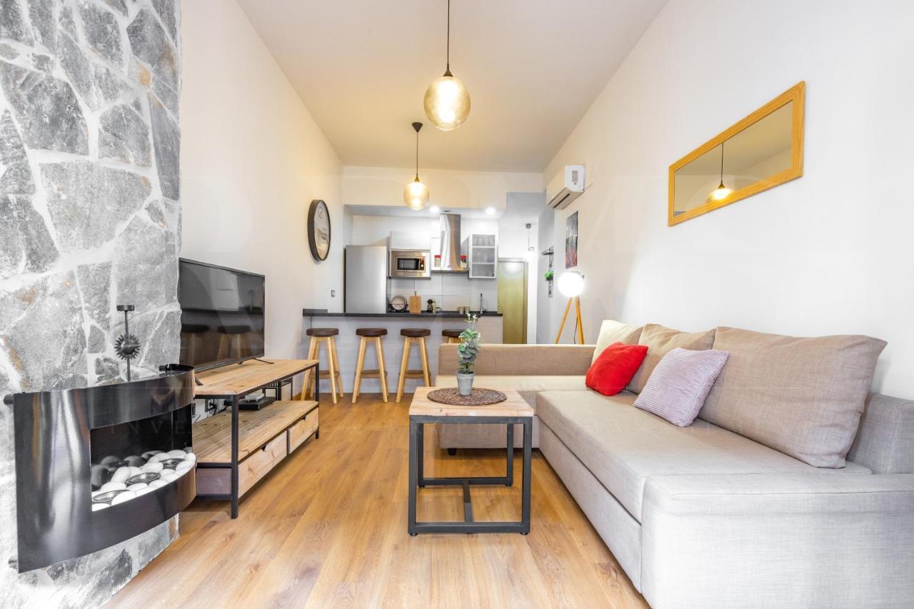 Cozy Flat With Common Pool & Parking - Center By Rems Lejlighed Málaga Eksteriør billede
