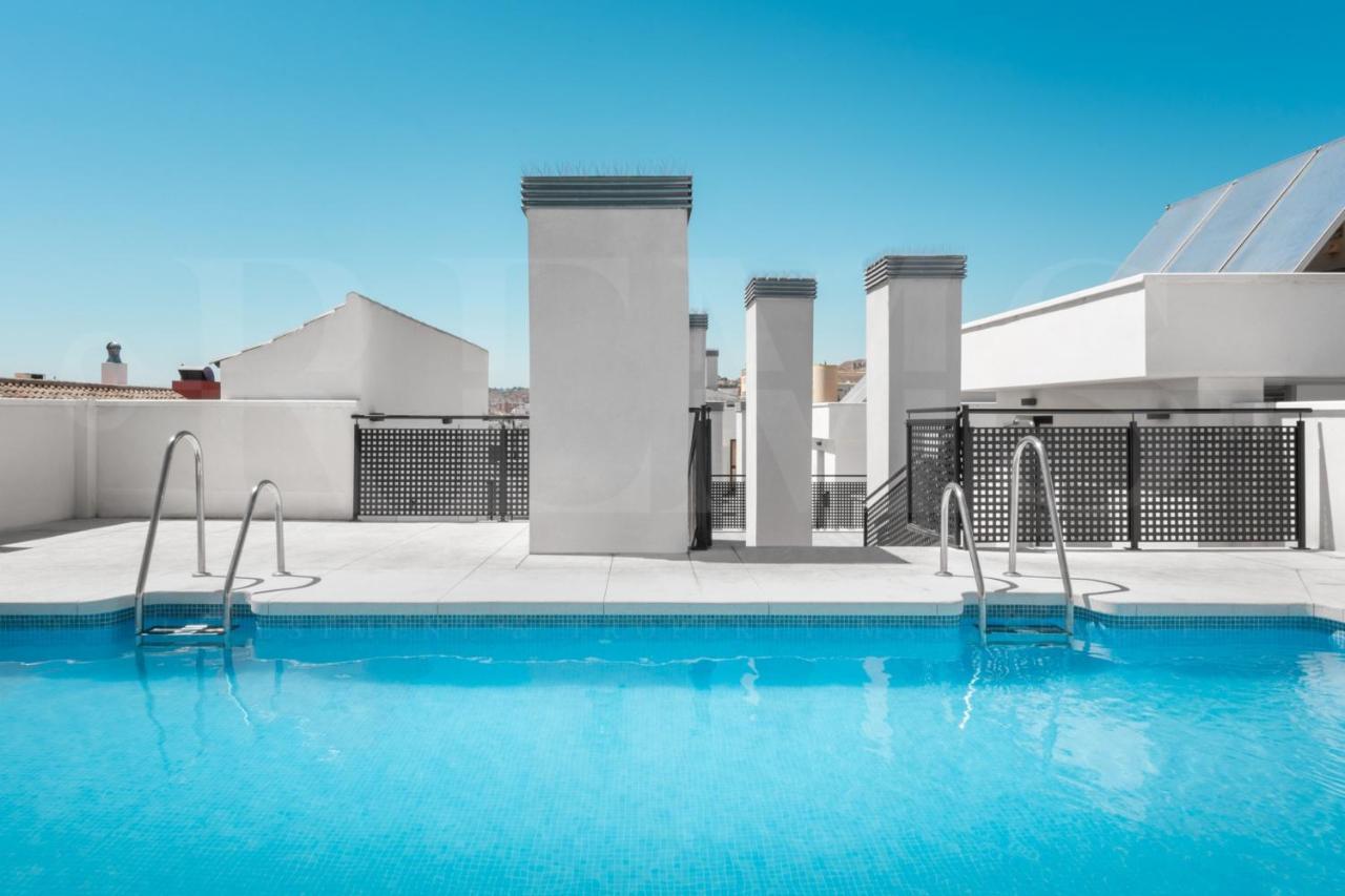 Cozy Flat With Common Pool & Parking - Center By Rems Lejlighed Málaga Eksteriør billede