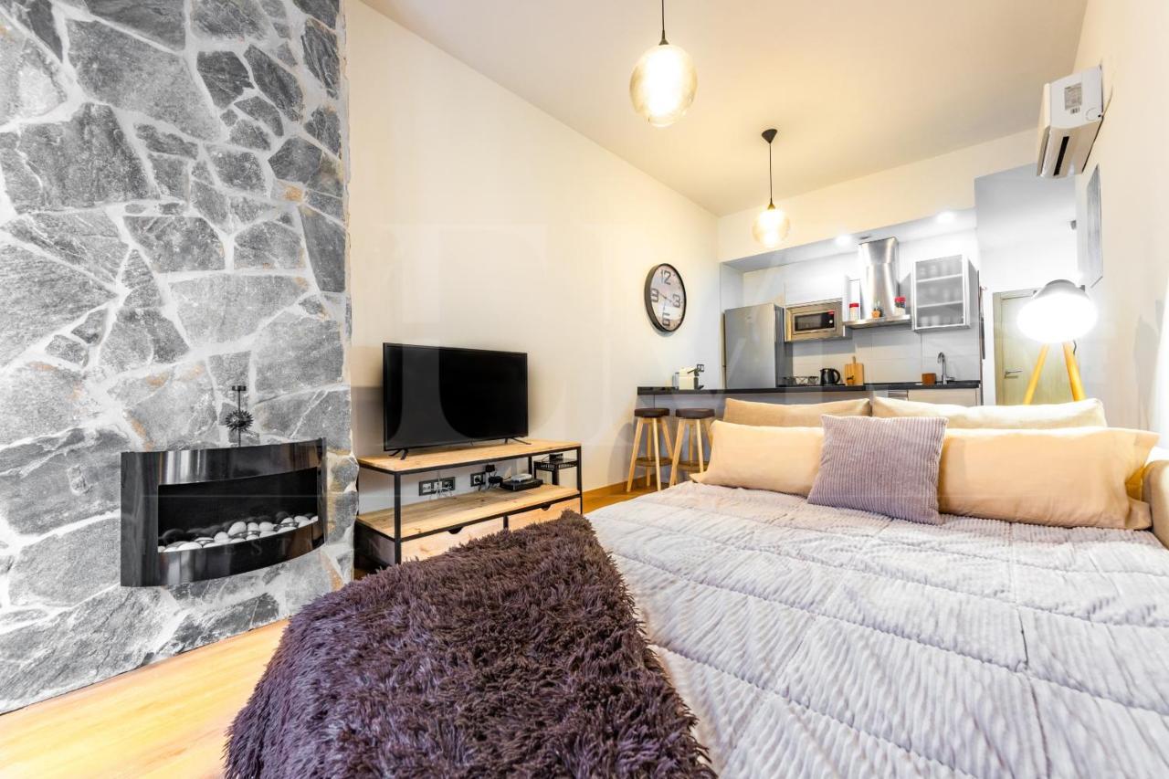Cozy Flat With Common Pool & Parking - Center By Rems Lejlighed Málaga Eksteriør billede