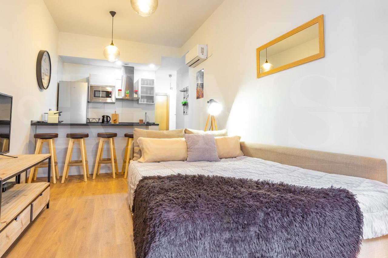 Cozy Flat With Common Pool & Parking - Center By Rems Lejlighed Málaga Eksteriør billede