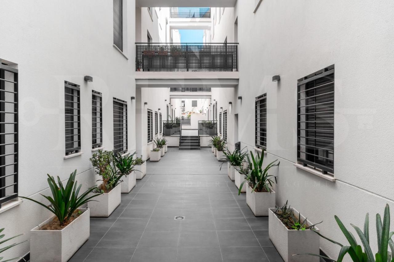Cozy Flat With Common Pool & Parking - Center By Rems Lejlighed Málaga Eksteriør billede